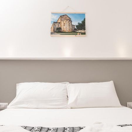 Domo Angioy Apartment Porto Torres Bagian luar foto